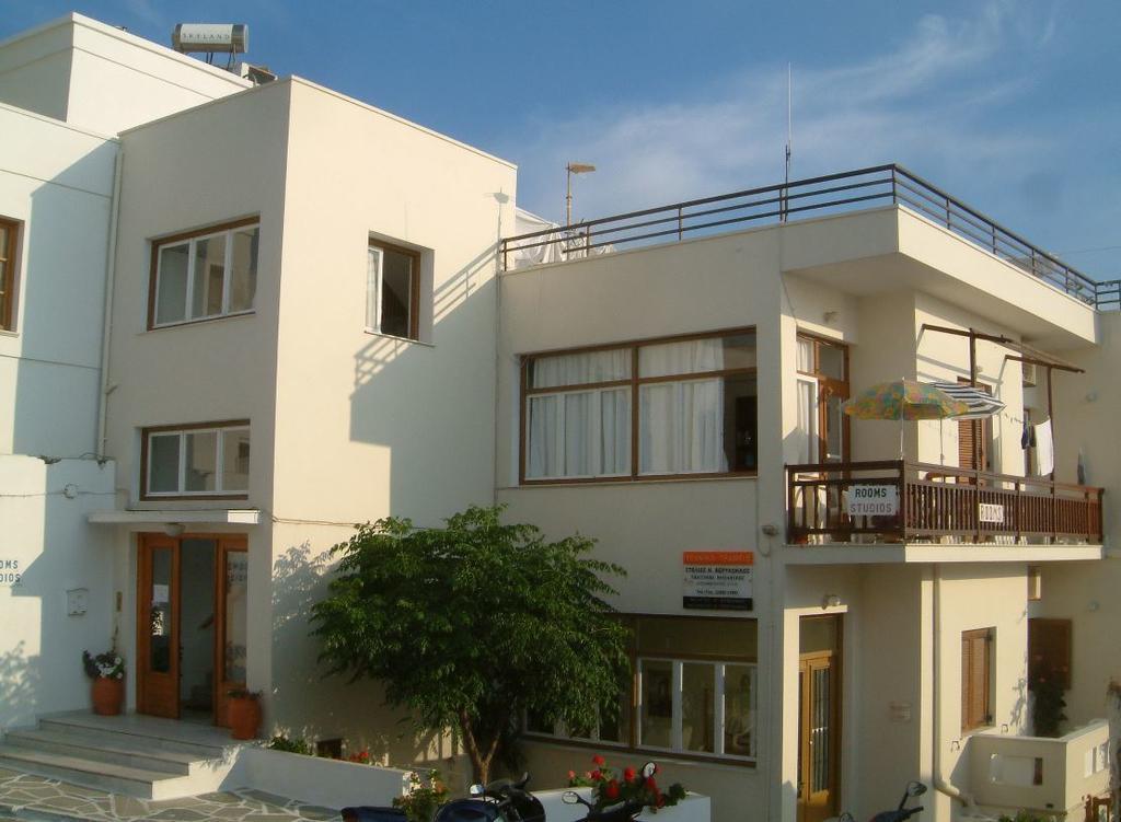 Naxos Lane Center Studios Naxos City Экстерьер фото
